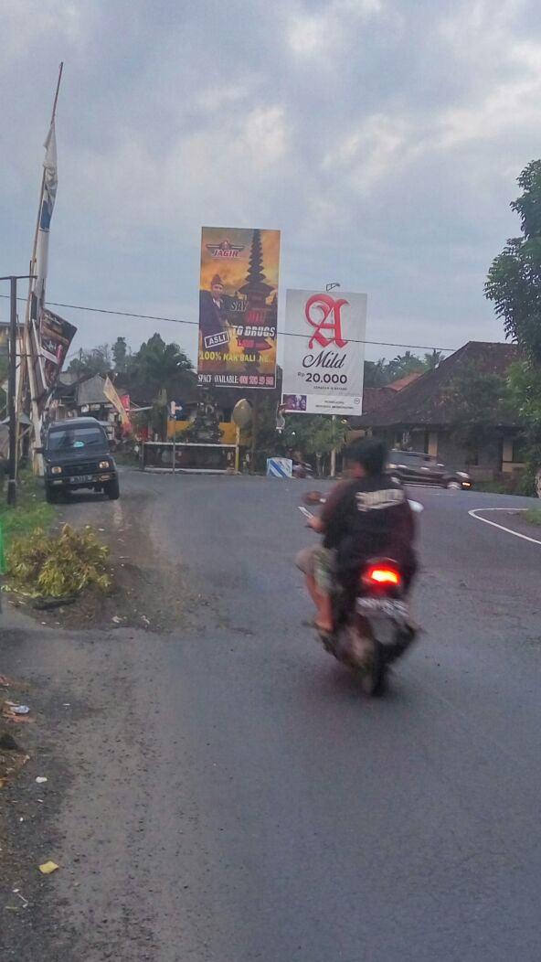 VERSI LAU
PERTIGAAN ANTOSARI VERSI LAU
PERTIGAAN ANTOSARI